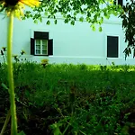 Bed & Breakfast Uszogi Batthyany Kastely *