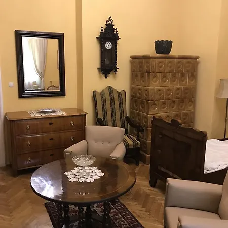 Uszogi Batthyany Kastely * Pécs