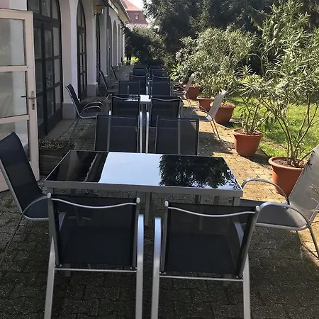 Uszogi Batthyany Kastely *