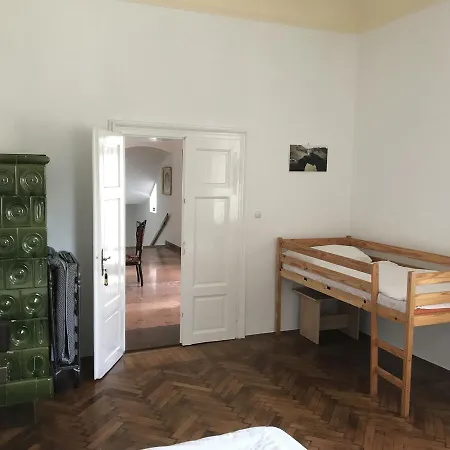 Bed & Breakfast Uszogi Batthyany Kastely Pecs