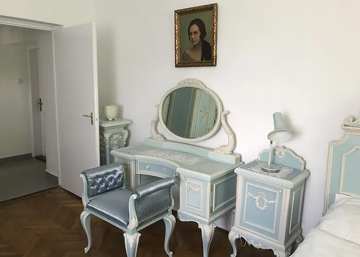 Uszogi Batthyany Kastely פץ'