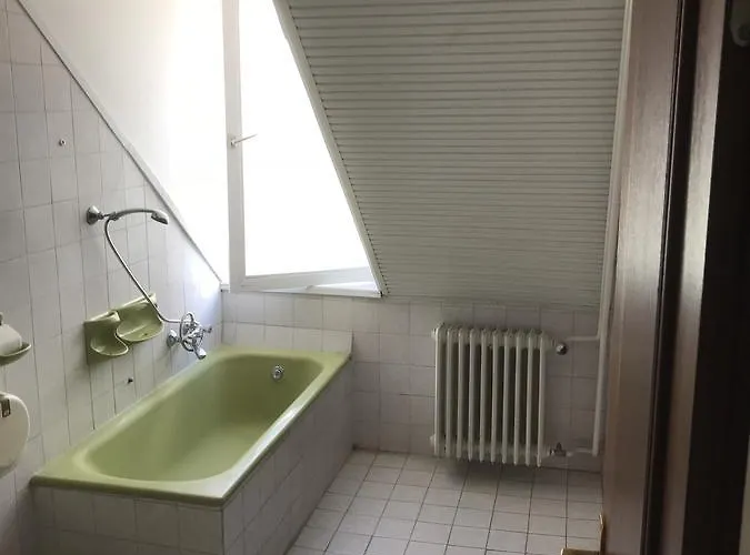 לינה וארוחת בוקר Uszogi Batthyany Kastely פץ'