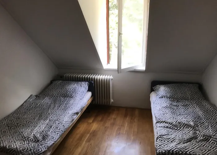 לינה וארוחת בוקר Uszogi Batthyany Kastely *